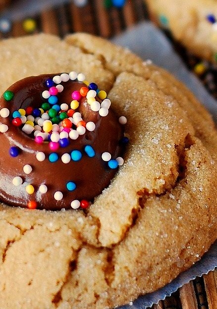 peanut butter cookies with rolos